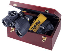 The Commander XP will be supplied in a mahogany case
